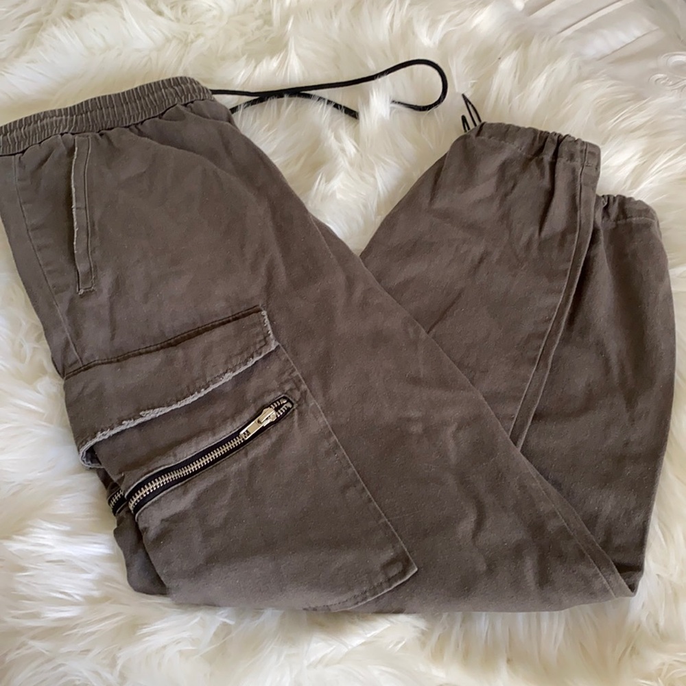 Carmar Distressed cargo pants